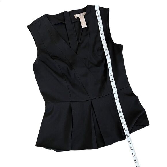 BANANA REPUBLIC Black Pleated Bottom V Neck Sleeveless Wide Strap Top 0 - Picture 5 of 7